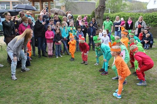 Tanzbären Kindergarten Bärenhöhle