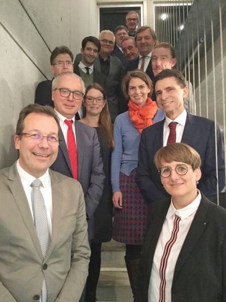 Neuer Vorstand und Stiftungsrat.